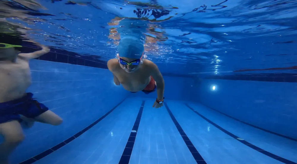 istanbul-cocuk-yuzme-kursu-2