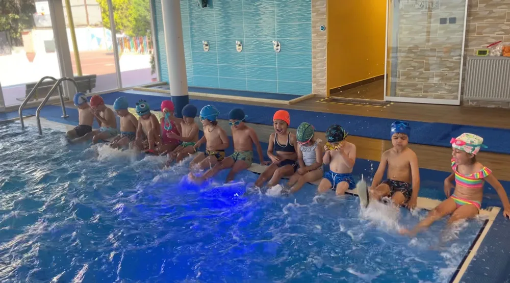 istanbul-cocuk-yuzme-kursu-8